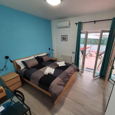 @Home Napoli Bagian luar foto