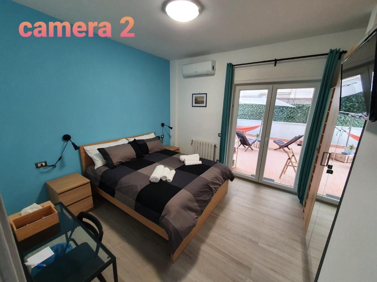 @Home Napoli Bagian luar foto