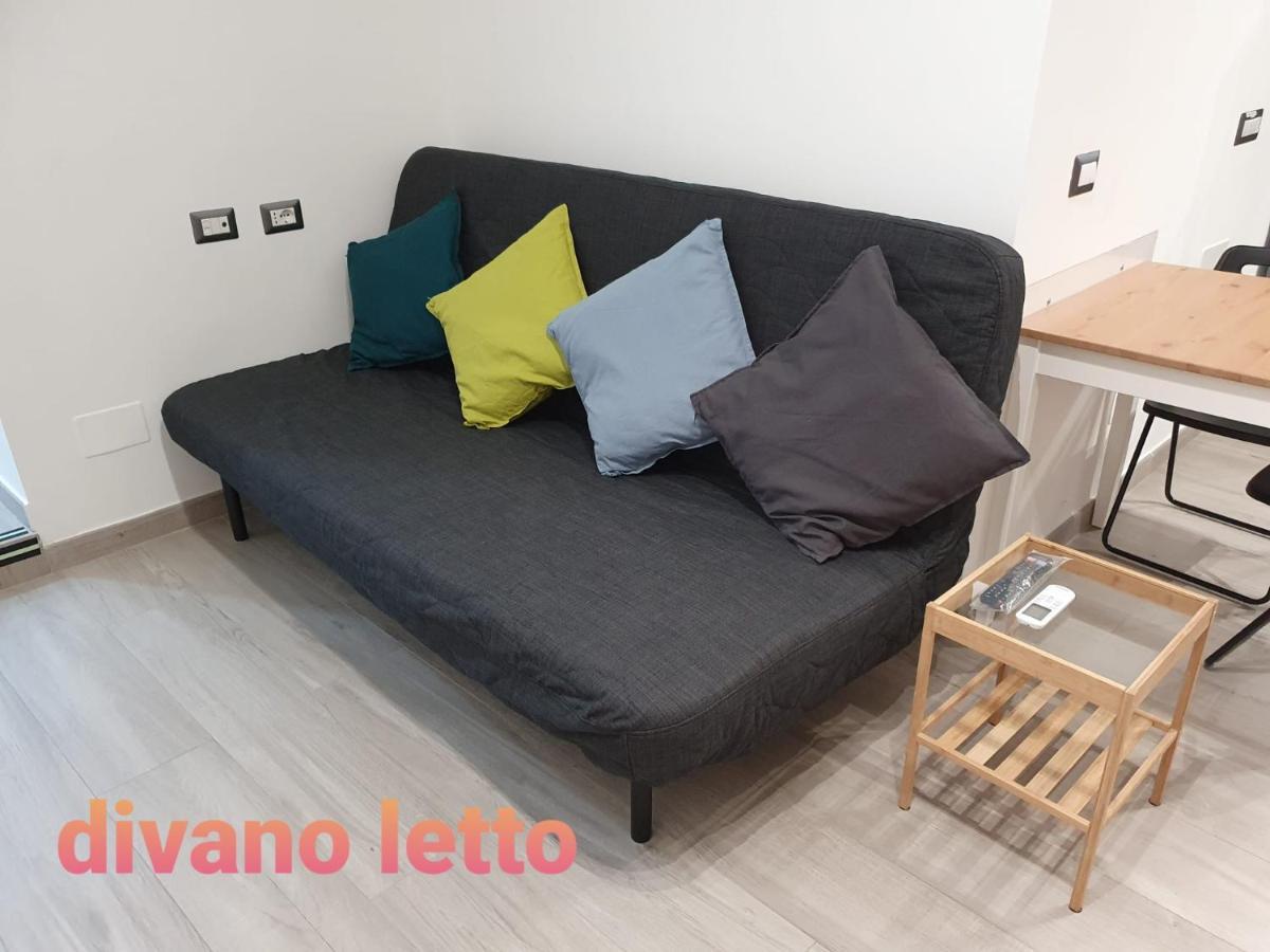 @Home Napoli Bagian luar foto