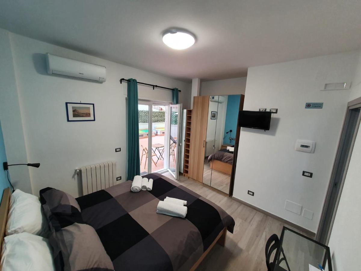 @Home Napoli Bagian luar foto
